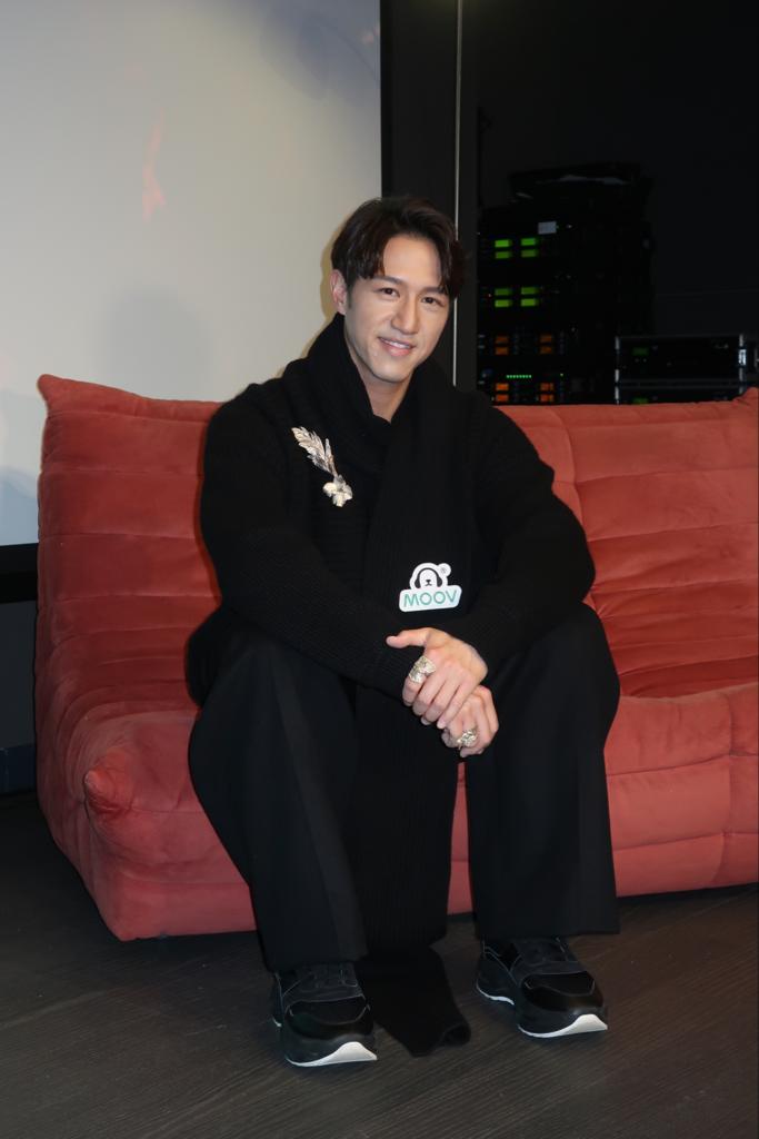 馮允謙最近減肥成功，卻被公司投訴面形太「凹」。